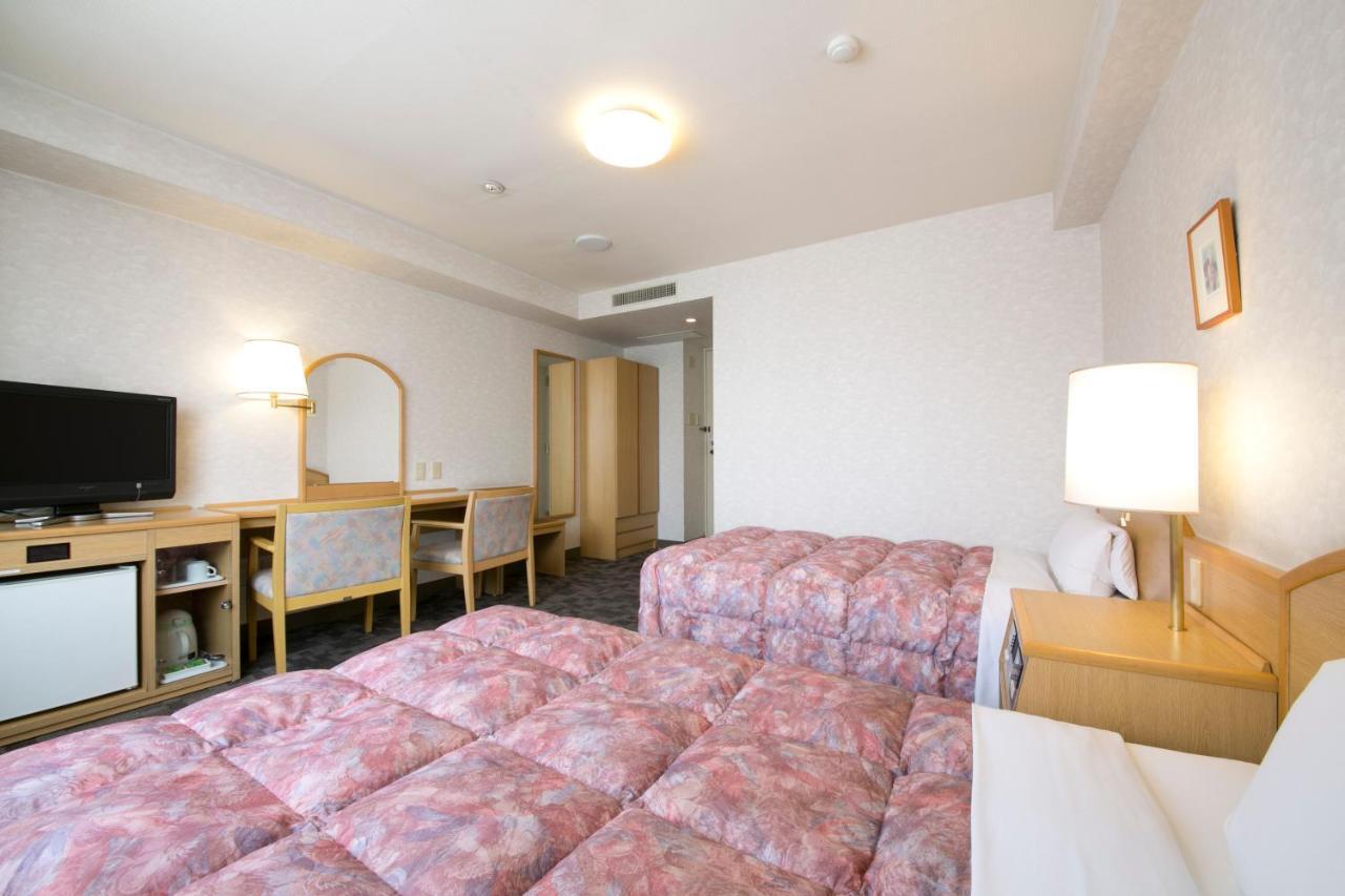 Kuwana Green Hotel Exterior photo